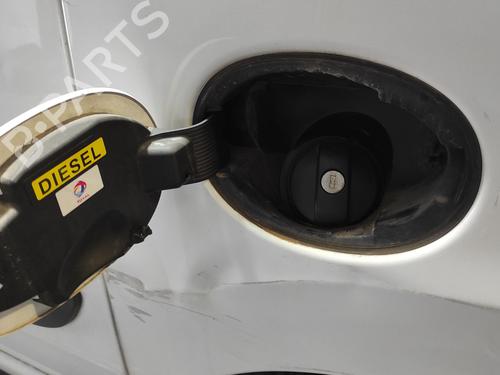 Fuel flap PEUGEOT EXPERT Van (VF3A_, VF3U_, VF3X_) 1.6 HDi 90 8V | BP26726316C131