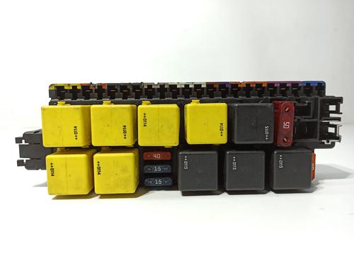 fuse-box-mercedes-benz-s-class-w220-v220-1998-1999-2000-2001-2002-2003-2004-2005-31943314 main image