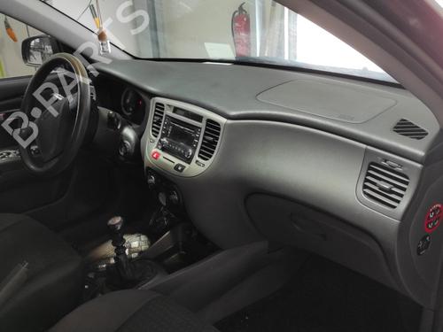 Used Parts KIA RIO II Saloon (JB) 1.4 16V (97 hp) 4212331