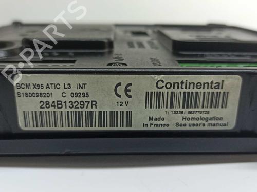 Fuse box RENAULT MEGANE III Hatchback (BZ0/1_, B3_) 2.0 dCi (BZ0Y) | BP7052085E1 