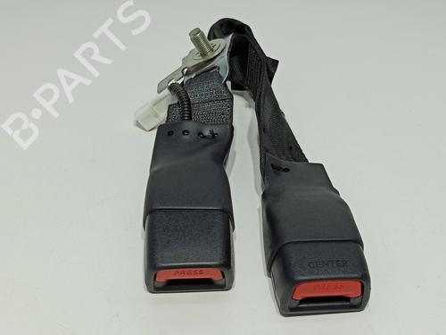 Used Seat buckle TOYOTA YARIS (_P13_) 1.5 (NSP131_) (112 hp) 18479996
