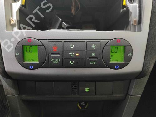 AC Styreenhet / Manøvreringsenhet FORD FOCUS II (DA_, HCP, DP) 1.6 | BP7904597I5