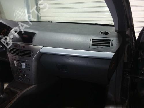 Høyre bak lås OPEL ASTRA H (A04) 1.9 CDTI 16V (L48) | BP5144644C99 