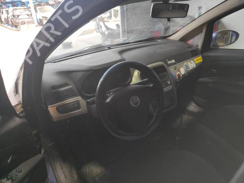 Interiør tag FIAT GRANDE PUNTO (199_) 1.4 (199AXB11, 199AXB1A, 199BXB1A, 199AXL1A) | BP10905873I12