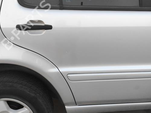 Right rear door MERCEDES-BENZ M-CLASS (W163) ML 270 CDI (163.113) | BP15048397C5