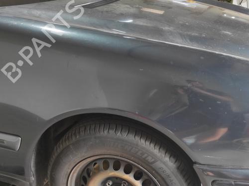 Used Right front fenders MERCEDES-BENZ E-CLASS (W210) E 220 D (210.004) (95 hp) 18665034
