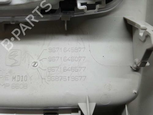 Interior roof light CITROËN C4 II (NC_) 1.6 BlueHDi 100 | BP7425092I8