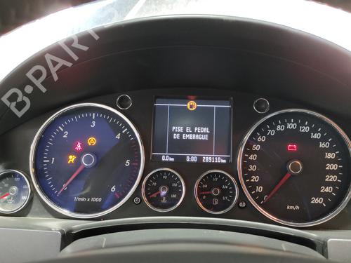 Cockpit VW TOUAREG (7LA, 7L6, 7L7) 2.5 R5 TDI | BP24625631C47