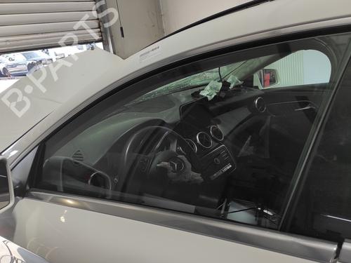 front-left-door-window-mercedes-benz-cla-coupe-c117-2013-2014-2015-2016-2017-2018-2019-27290031 main image