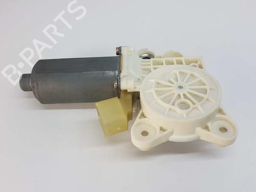 Used Left front window motor MERCEDES-BENZ CLK (C209) CLK 240 (209.361) (170 hp) 6962901