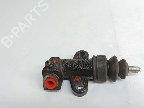 Used Clutch slave cylinder NISSAN TERRANO II (R20) 2.7 TDi 4WD (125 hp) 14540238