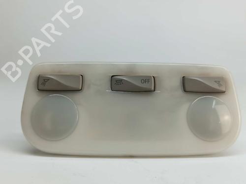 Plafonnier RENAULT MEGANE III Hatchback (BZ0/1_, B3_) 2.0 dCi (BZ0Y) (150 hp) 7426477