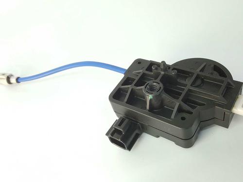 Fuel door actuator LEXUS IS II (_E2_) 220d (ALE20) | BP14540311E18