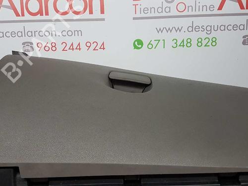 Glove box RENAULT MEGANE III Hatchback (BZ0/1_, B3_)  | BP2733038C95 