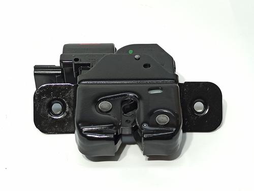 Used Tailgate lock RENAULT CLIO V (B7_) 1.0 TCe 90 (B7MT) (91 hp) 16383989