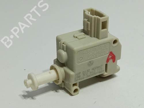 Used Fuel door actuator Fuel door actuator VW GOLF V (1K1) [2003-2010] 36111980 36111980