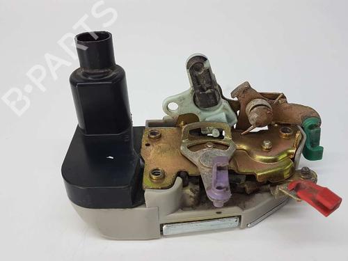 Vergrendeling links voor CHRYSLER NEON II 2.0 16V (133 hp) 6039551