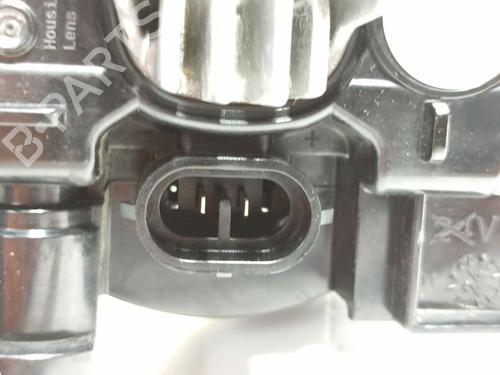 Right front fog light CITROËN C4 III (BA_, BB_, BC_) 1.2 PureTech 130 (BAHNSA, BAHNSB) | BP38604199C31 - Image 4
