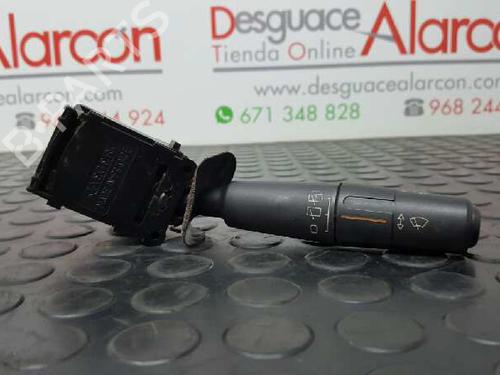 Used Steering column stalk PEUGEOT 306 Hatchback (7A, 7C, N3, N5) 1.9 D (69 hp) 2752687