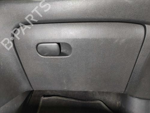 glove-box-citroen-c3-picasso-sh_-16-hdi-90-2008-10265565 main image