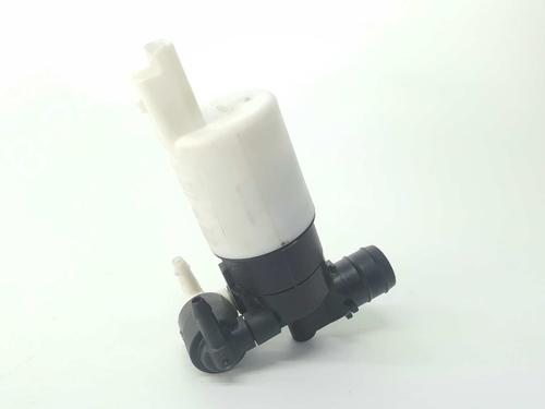 Used Washer pump RENAULT MEGANE II Estate (KM0/1_) 1.9 dCi (KMRG, KM1G, KM0G, KM2C) (120 hp) 14536599