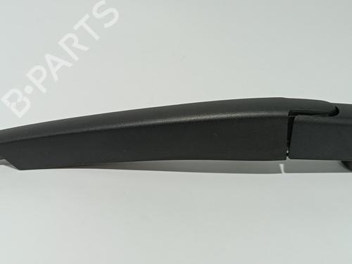 Used Rear windshield wiper arm DACIA SANDERO III 1.0 TCe 100 ECO-G (101 hp) 13300796