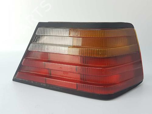 Used Right taillight MERCEDES-BENZ 124 Saloon (W124) 300 D (124.130) (109 hp) 2734668