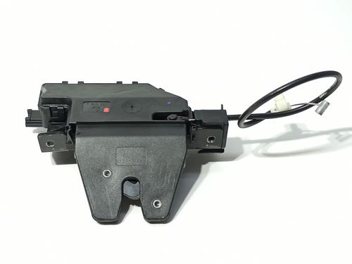 Used Tailgate lock Tailgate lock BMW 5 (E60) 520 d (163 hp) 37430462 37430462