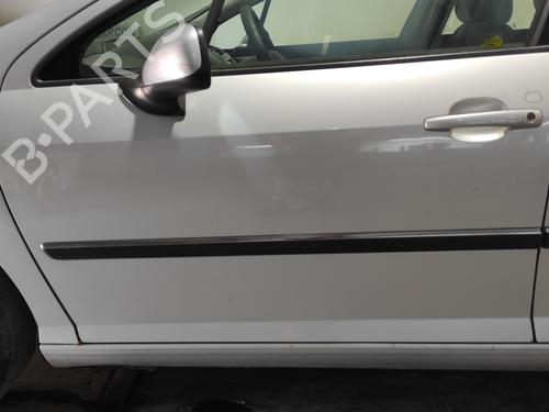 Left front door PEUGEOT 407 (6D_) 2.0 (6DRFNB, 6DRFNE) | BP28207138C2