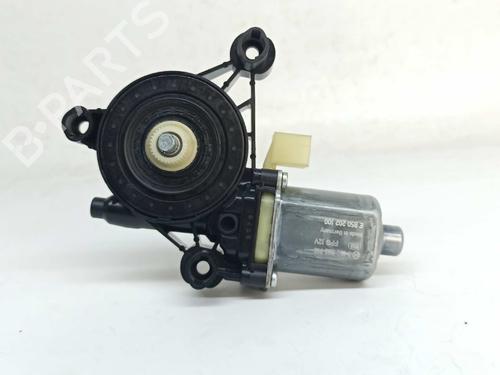 BP6949536E21 main image