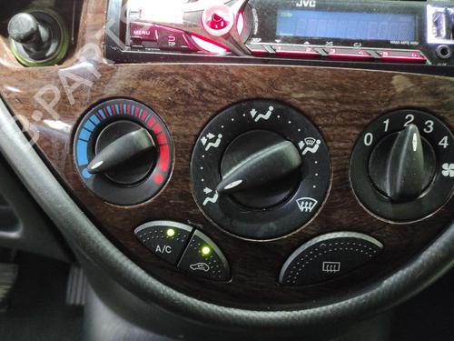 Climate control FORD FOCUS I (DAW, DBW) 1.8 Turbo DI / TDDi BP28364275I5