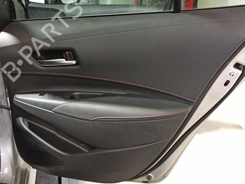 right-rear-door-panel-toyota-corolla-estate-_e21_-20-hybrid-mzeh12-2019-16755315 main image