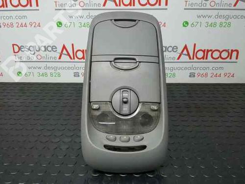 Used Interior roof light KIA CARNIVAL II (GQ) 2.9 CRDi (144 hp) 7425206