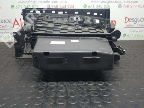 Glove box RENAULT MEGANE III Hatchback (BZ0/1_, B3_) 1.6 16V (BZ1B, BZ1H) | BP2770056C95 