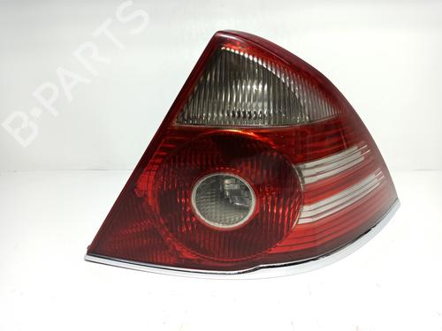 Used Right taillight FORD MONDEO III (B5Y) 2.0 TDCi (130 hp) 16939634