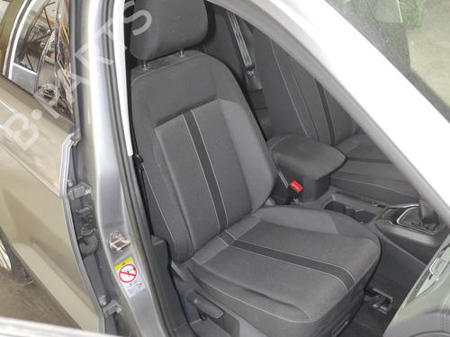 right-front-seat-vw-t-roc-a11-d11-2017-28062906 main image