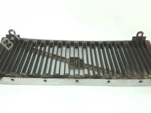 Grille VOLVO 740 Kombi (745) 2.4 Diesel | BP7919667C40