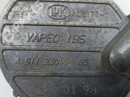 Vacuum pump MERCEDES-BENZ C-CLASS (W203) C 220 CDI (203.006) | BP7402365M80 
