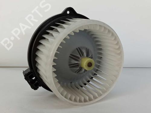 Used Heater blower motor TOYOTA RAV 4 II (_A2_) 2.0 D 4WD (CLA20_, CLA21_, CLA20R, CLA21R) (116 hp) 8854018