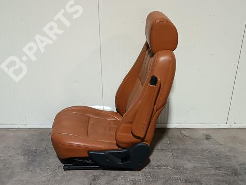 Right front seat LAND ROVER RANGE ROVER III (L322) 4.4 D 4x4 | BP11528428C16 