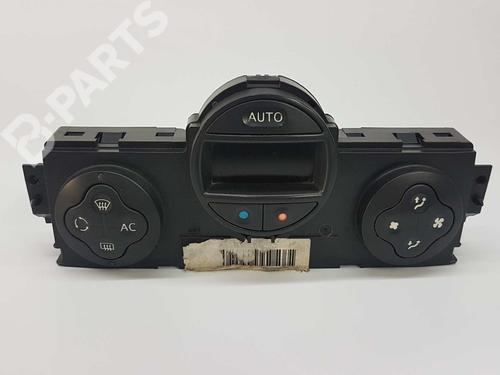 Used Climate control RENAULT MEGANE II Saloon (LM0/1_) 1.5 dCi (LM02, LM13, LM2A) (101 hp) 7636863
