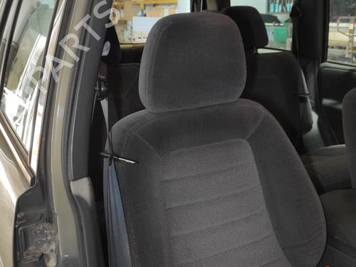 Right front seat JEEP CHEROKEE (XJ) 2.5 i 4x4 | BP18117420C16