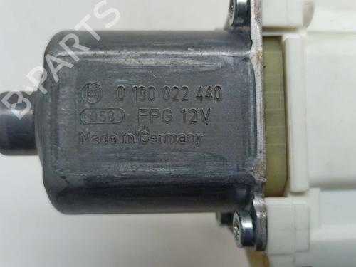 Right front window motor MERCEDES-BENZ C-CLASS (W204) C 220 CDI (204.008) | BP7050755E20