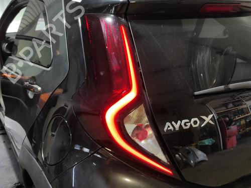 Used Left taillight TOYOTA AYGO X (_B7_) 1.0 VVT-i (KGB70) (72 hp) 29415440
