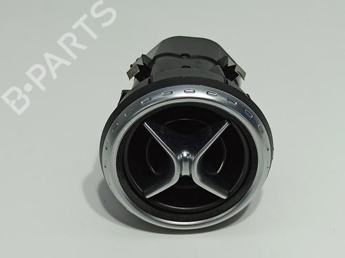 Used Air vent MERCEDES-BENZ GLA-CLASS (X156) GLA 200 CDI / d (156.908) (136 hp) 21390326