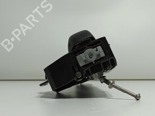 Klamka zewnętrzna drzwi przednich lewych RENAULT EXPRESS Box Body/MPV  | BP26535563C128 