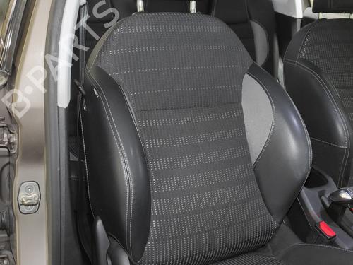 Right front seat PEUGEOT 2008 I (CU_) 1.6 BlueHDi 100 | BP18827364C16