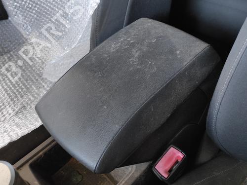 armrest-center-console-seat-leon-st-5f8-2012-2013-2014-2015-2016-2017-2018-2019-2020-24920450 main image