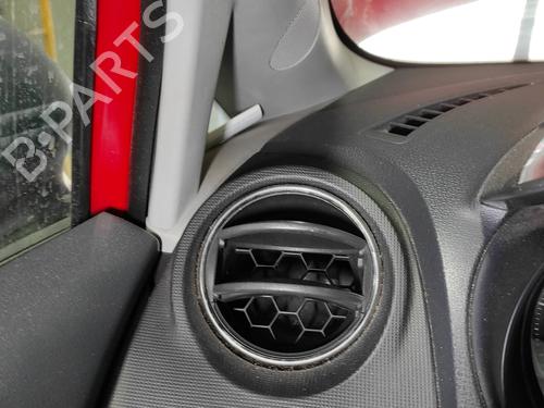 Used Air vent SEAT IBIZA IV (6J5, 6P1) 1.2 (70 hp) 11640946