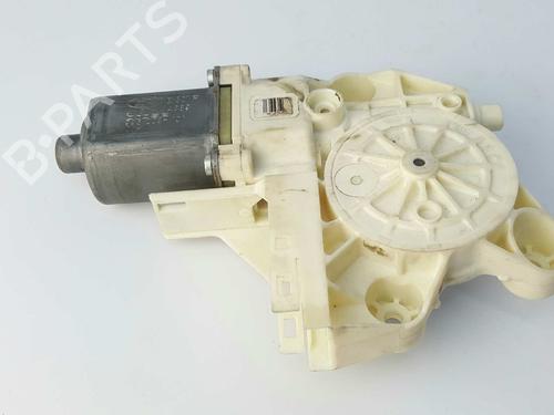 Moteur de lève-vitre avant gauche FORD FOCUS II (DA_, HCP, DP) 1.8 TDCi (115 hp) 7713913